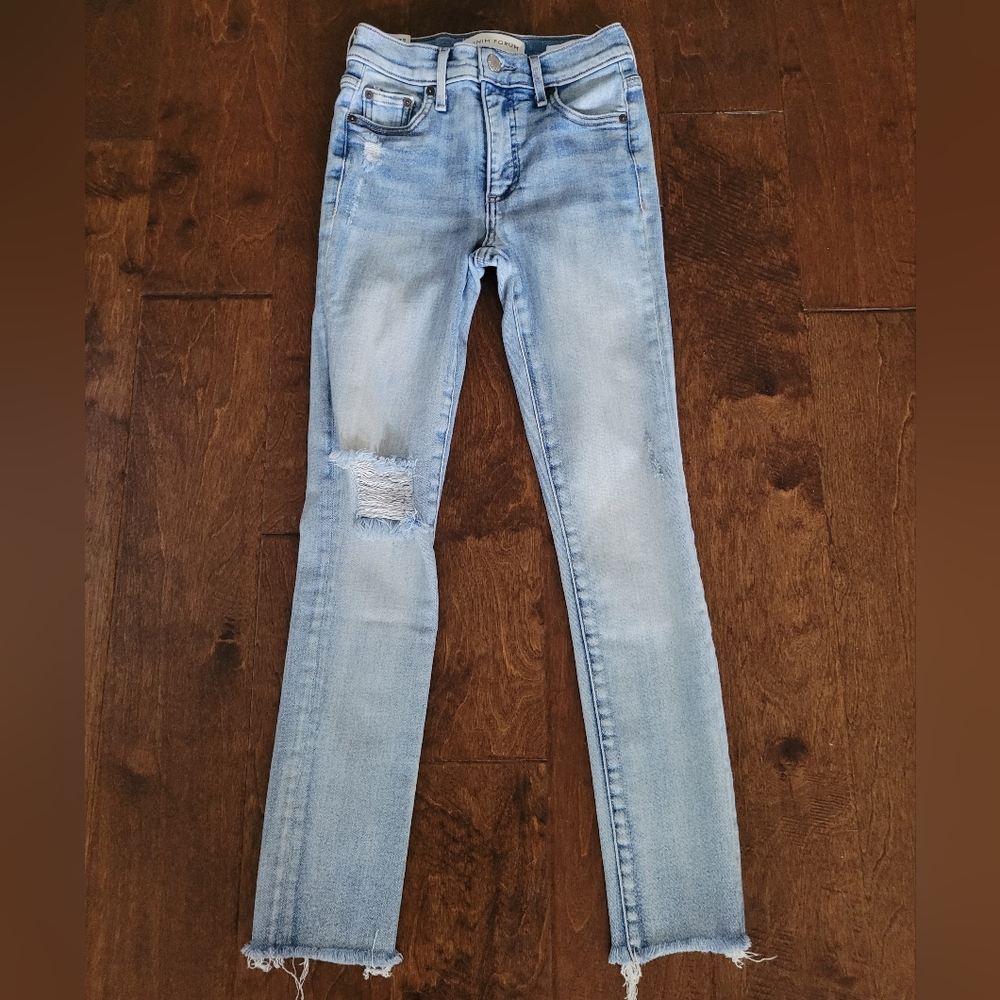 Aritzia Denim Forum Niko mid rise skinny crop jeans